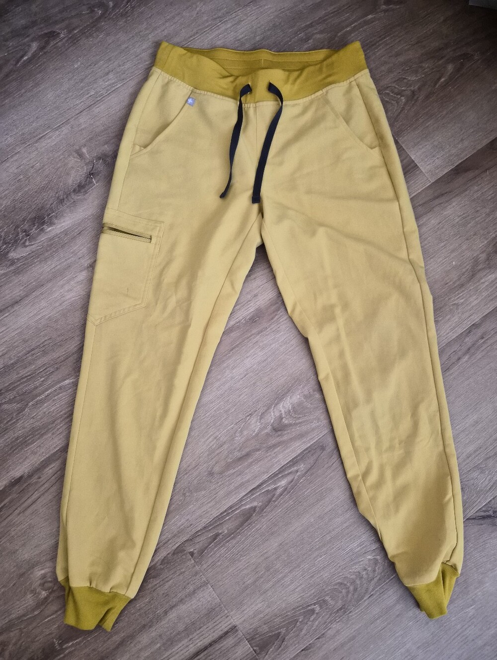 Figs High Waist Yellow Jogger Pants with Drawstring Waist Small